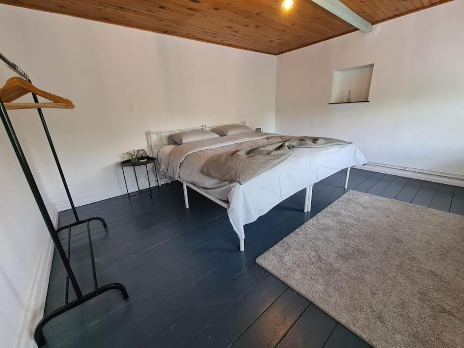 Duplex Dans Le Centre D'Heusy Apartment Вервиерс Екстериор снимка